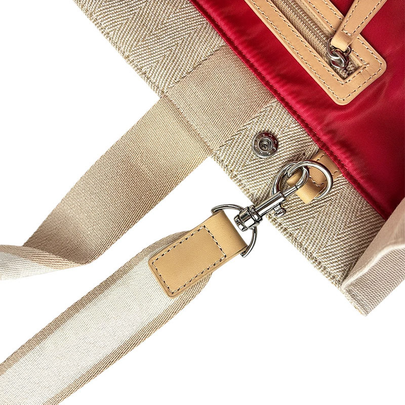 sturdy metal hardware